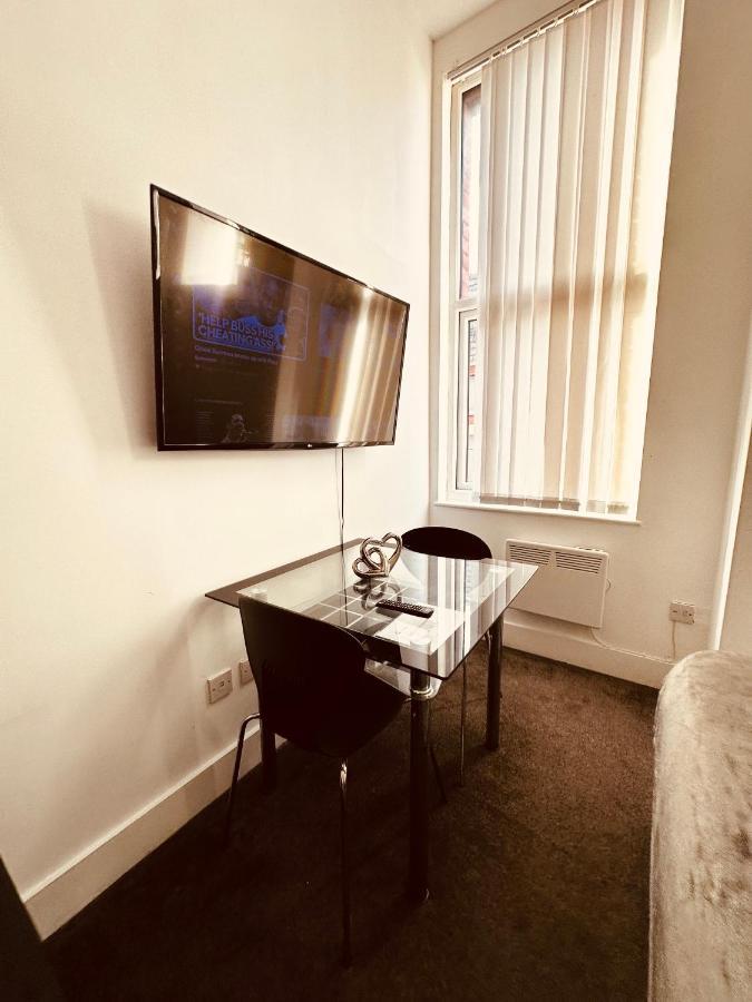 5 Star Luxury Studio Apartment, Big Smart Tv, Wifi, Liverpool City Centre, Easy Access Lock Box Entry! 外观 照片